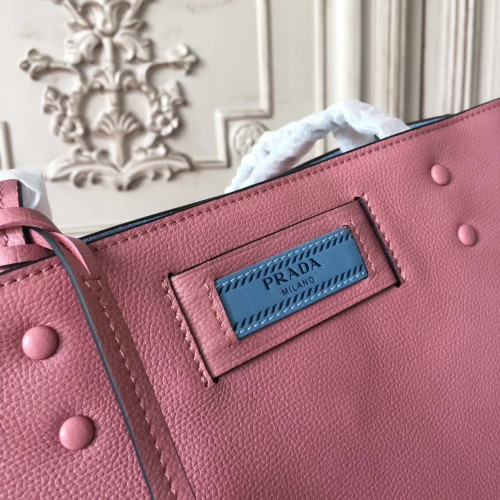 Pra*a-shoulder-bag-9