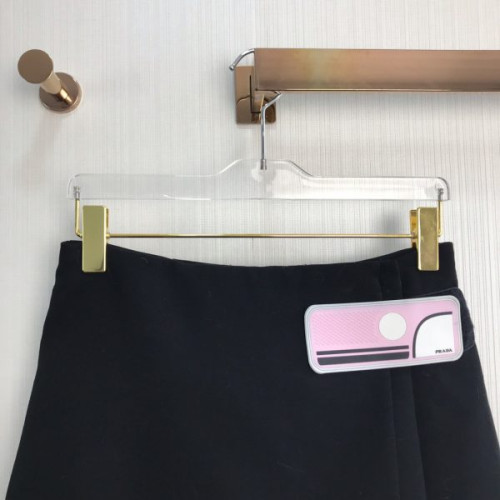 Pra*a-skirts