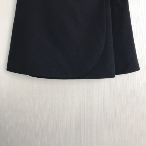 Pra*a-skirts