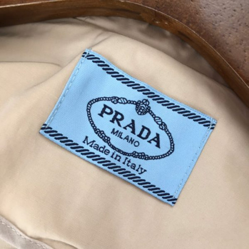 Pra*a-suits-2