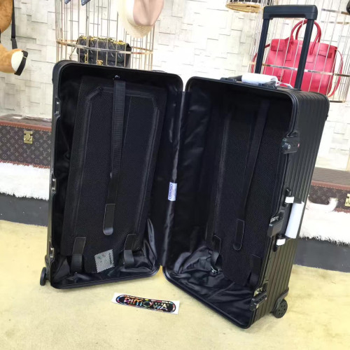 rimowa-topas-2