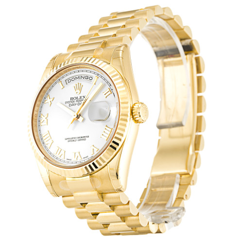 R*l*x-day-date-118238-2
