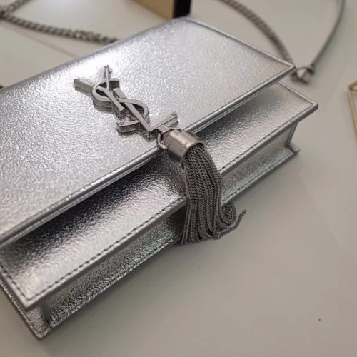 Y*L-monogram-kate-35