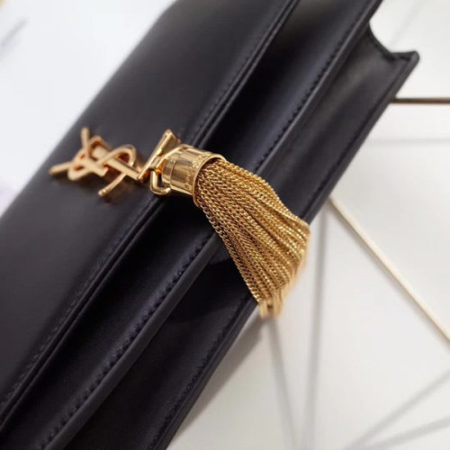 Y*L-monogram-kate-42