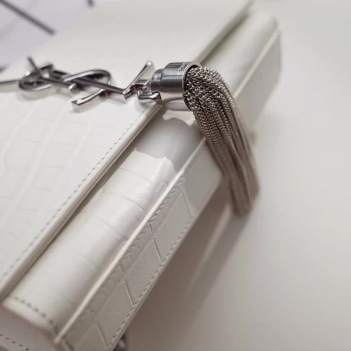 Y*L-monogram-kate-45